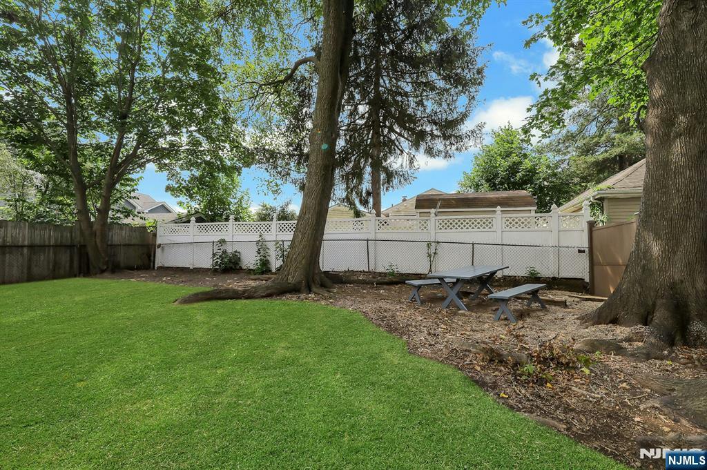 166 Pleasant Avenue