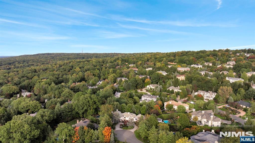 11 Fairway Court