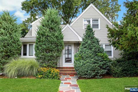 Photo of 44 12th ST, Hawthorne, NJ 07506 (MLS # 26030310)