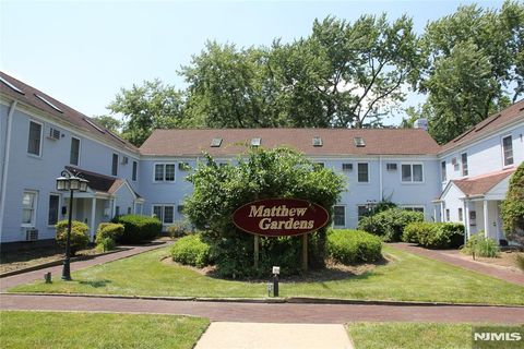 Photo of 610 Grand Ave #C, Leonia, NJ 07605 (MLS # 26013473)