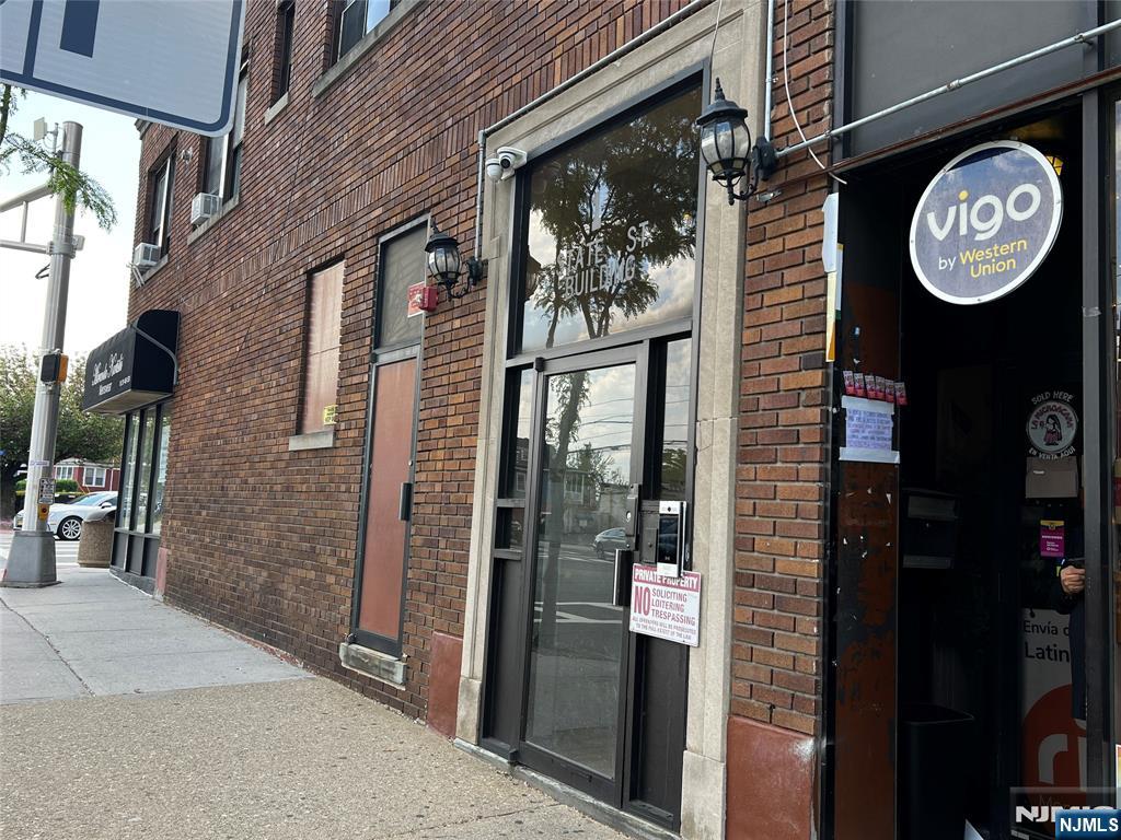 Rental Property at 1 S State 4A, Hackensack, New Jersey - Bedrooms: 1 
Bathrooms: 1 
Rooms: 3  - $2,000 MO.