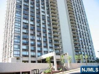 Property for Sale at 200 Old Palisade Road 5D, Fort Lee, New Jersey - Bedrooms: 1 
Bathrooms: 2  - $550,000