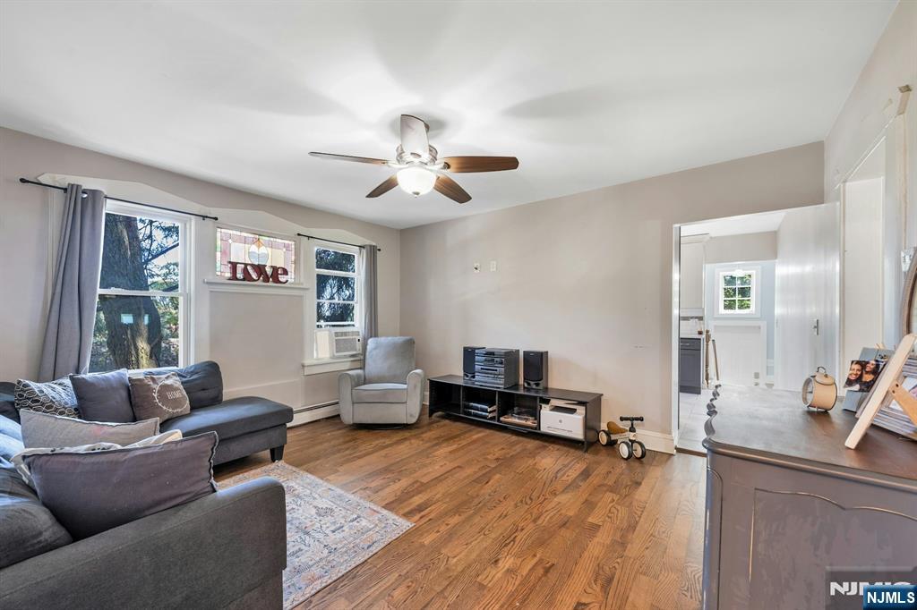 68 Macfarlan Avenue first floor