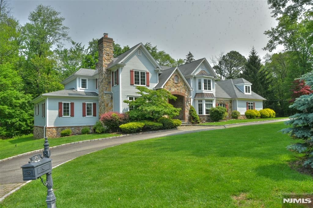 Photo of 25 Stony Brook Drive, North Caldwell, NJ 07006 (MLS # 25020070)