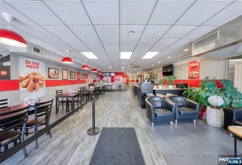 17 Central Avenue Midland Park NJ 07432