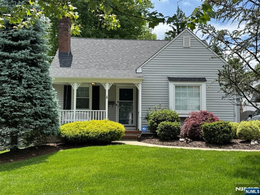 Photo of 15 Elmwood Avenue, West Orange, NJ 07052 (MLS # 26018053)