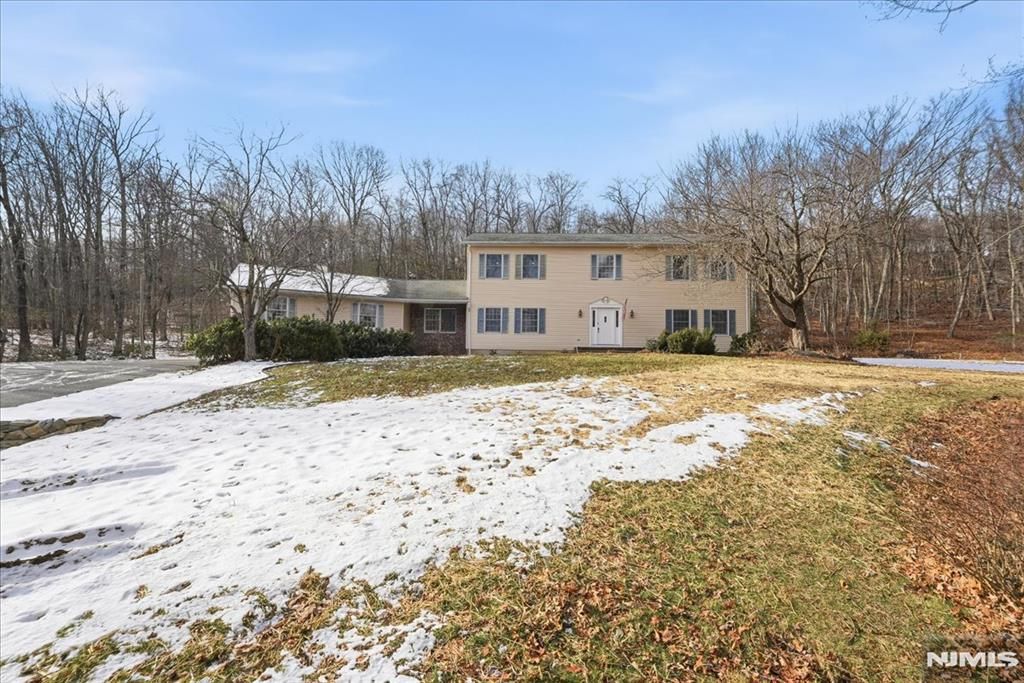 Photo of 611 Snake Den Road, West Milford, NJ 07480 (MLS # 25042749)