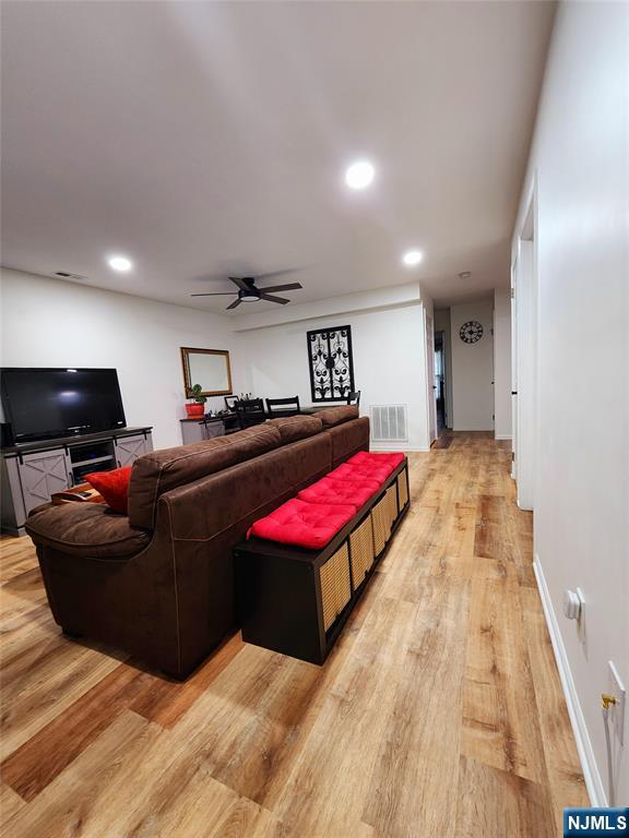 758 Charles Court 6107