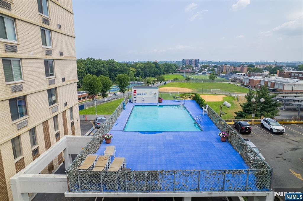 160 Overlook Avenue 11C