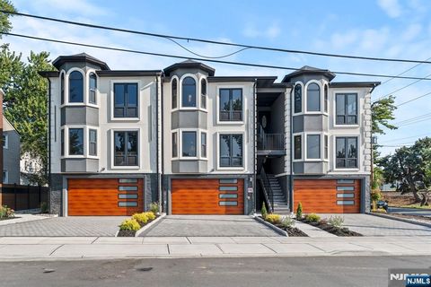 Photo of 5159 Bedford #3C, Bergenfield, NJ 07621 (MLS # 25037091)