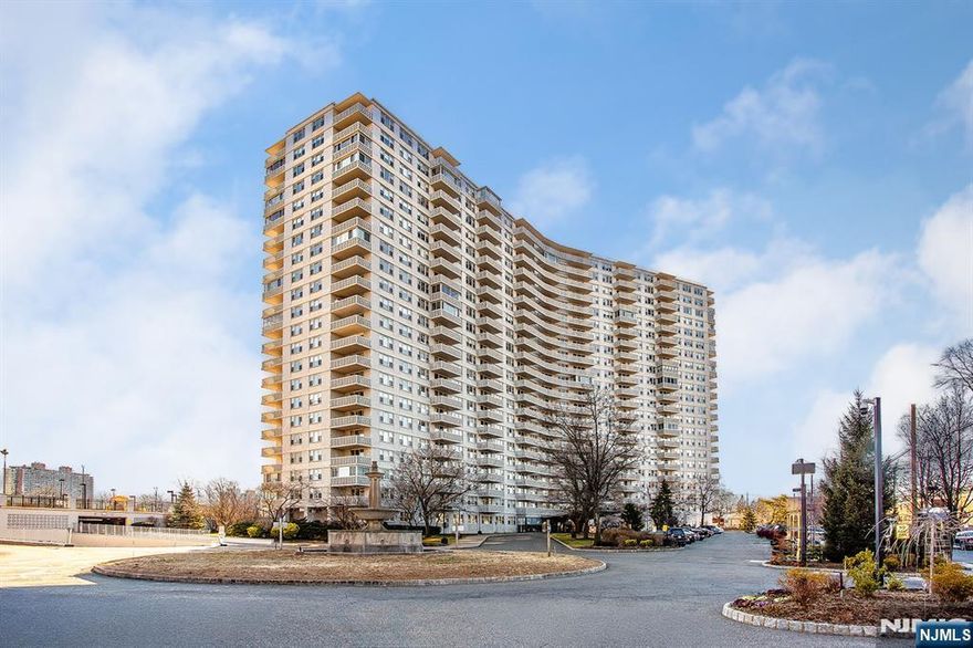 Beautiful Renovated Condo at Med South is ready for you to move in. Hardwood floor, renovated kitchen and bathrooms. Eastern and southern exposures provide much light in every room. Full time superintendent, on site management, outdoor pools, playground. manicured grounds and one floor laundry room, indoor or outdoor parking(95$/85/75 per month per car) assigned after closing by management. choice of Spectrum for $15/month per resident. Free shuttle for NY Presbyterian employees across the street. Easy access to NYC-bound buses, major NJ highways, and fort Lee's vibrant dining scene. Don't miss this exceptional CHANCE. A must see!!!
