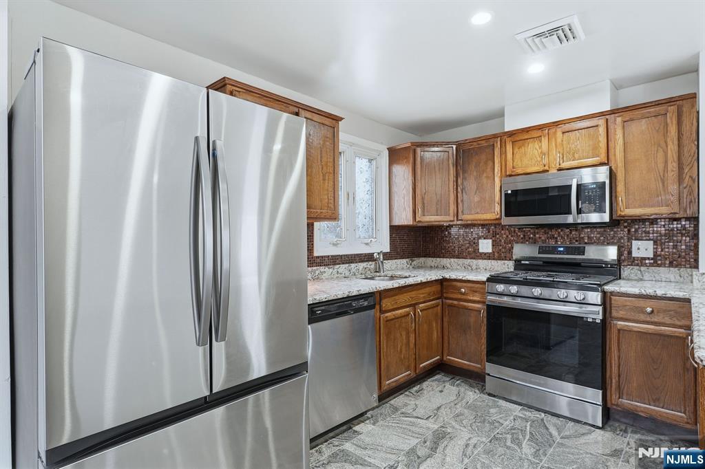 220 5th Street