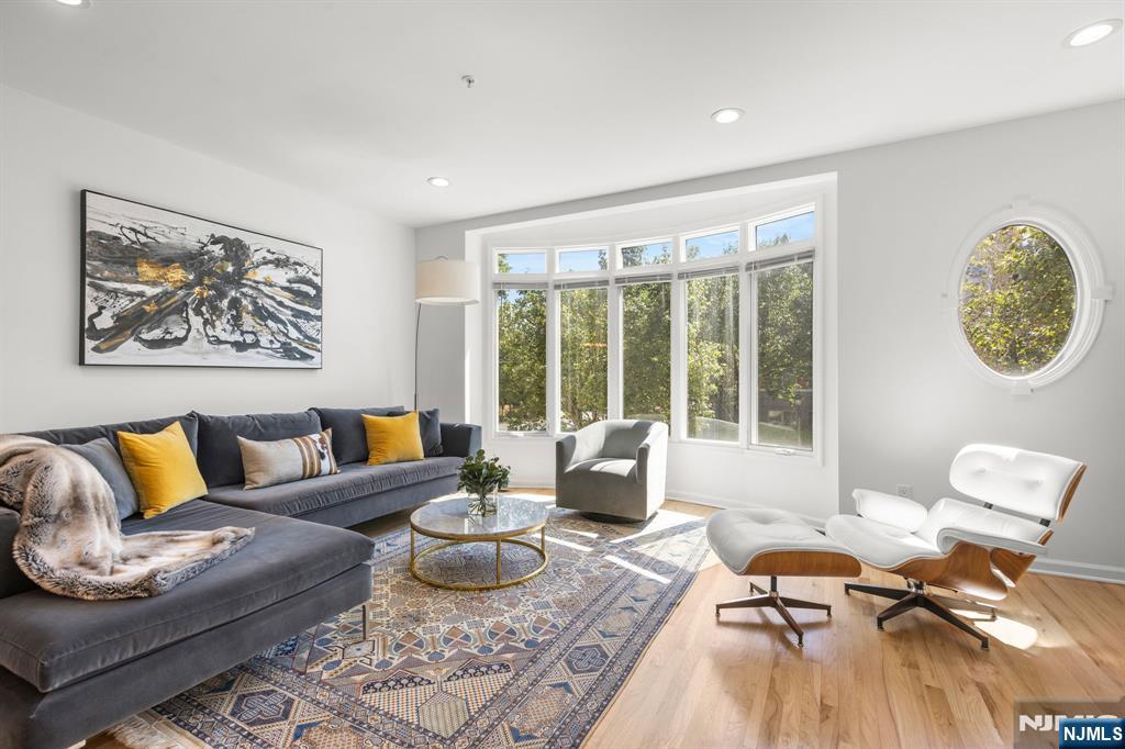 121 Winding Creek Way