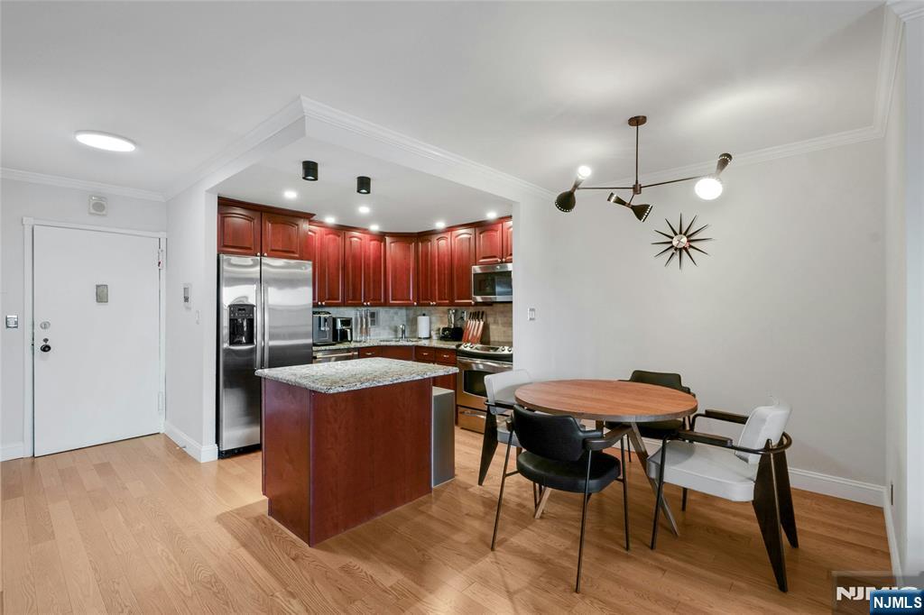 7855 Boulevard East 5K