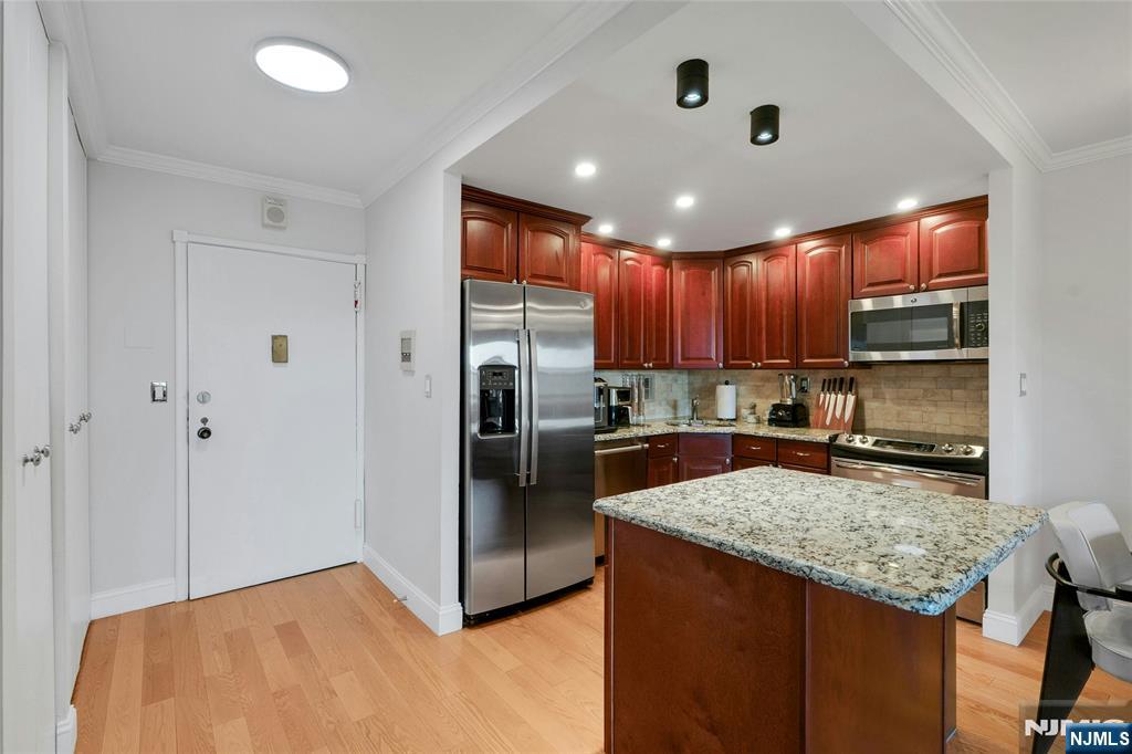 7855 Boulevard East 5K