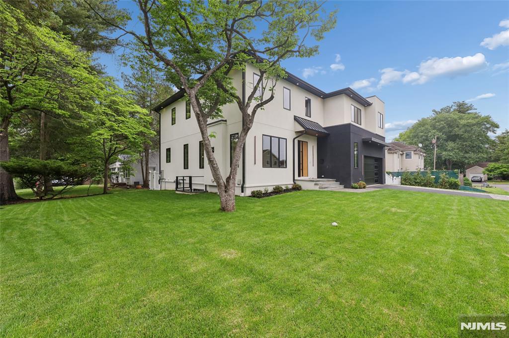 1 Bancroft Place