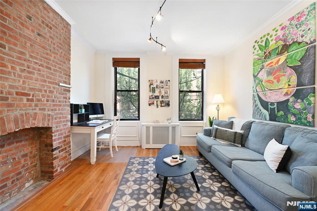 Property for Sale at 204 Washington Street 2B, Jersey City, New Jersey - Bedrooms: 1 
Bathrooms: 1  - $549,000