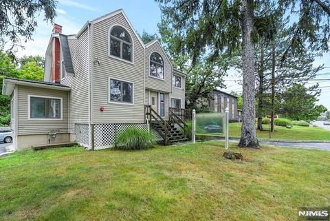 Photo of 132 Little Falls Road, Fairfield, NJ 07004 (MLS # 25042375)