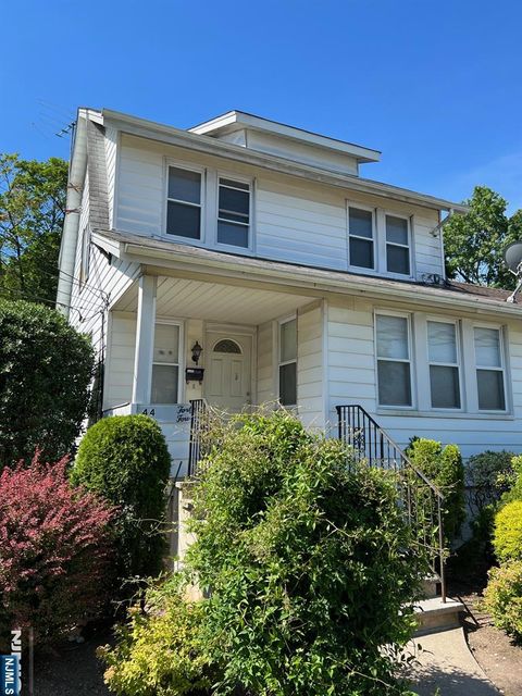 44 Hickory Avenue Bergenfield NJ 07621