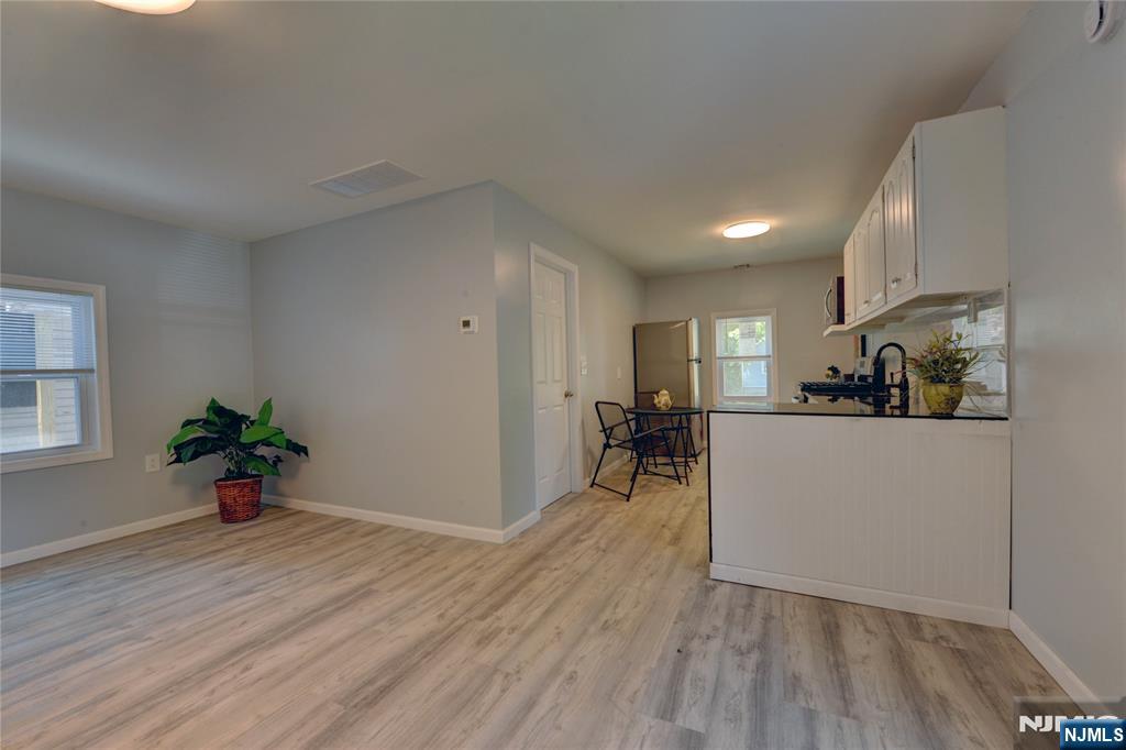 37 Lakeview Terrace