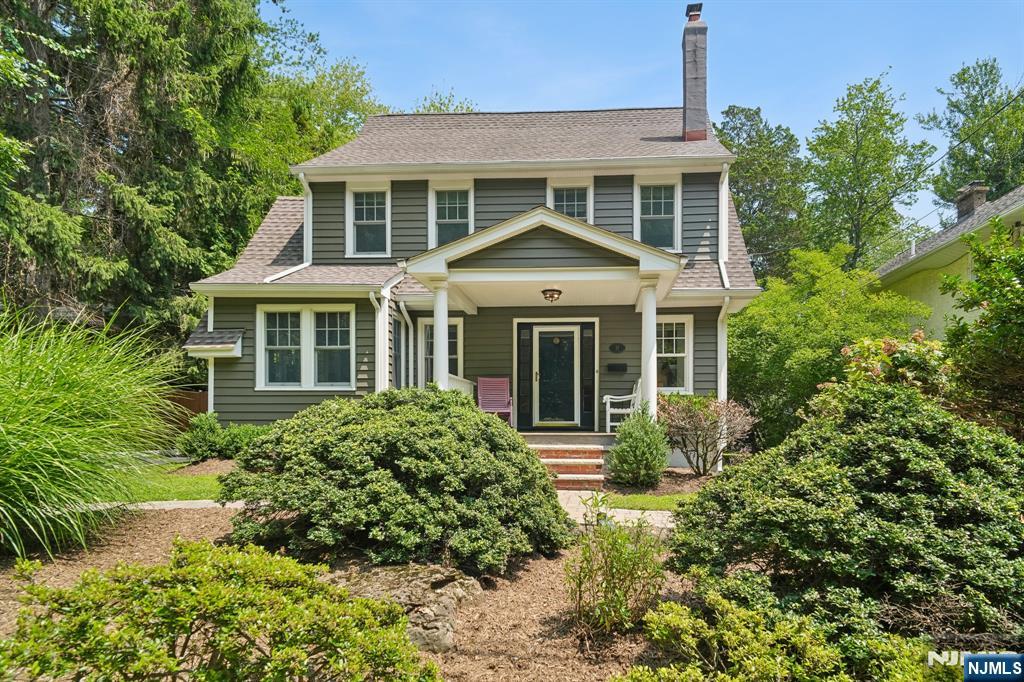 17 River Road