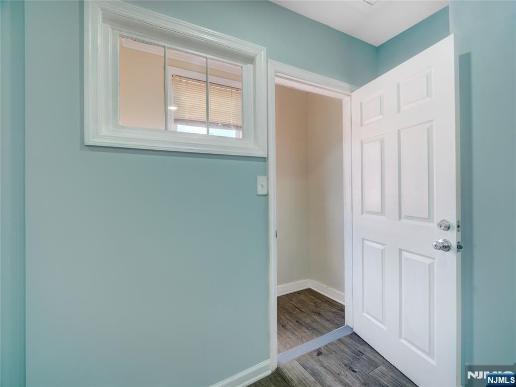 27 Honiss Street 2