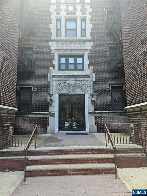 Photo of 26 Spring Dell #5C, Rutherford, NJ 07070 (MLS # 26030171)