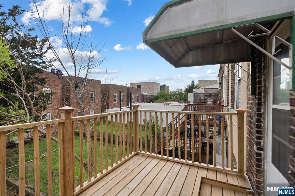 37 64th Street 2