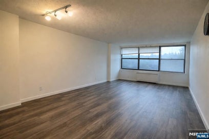 7002 Boulevard East 3F Guttenberg NJ 07093