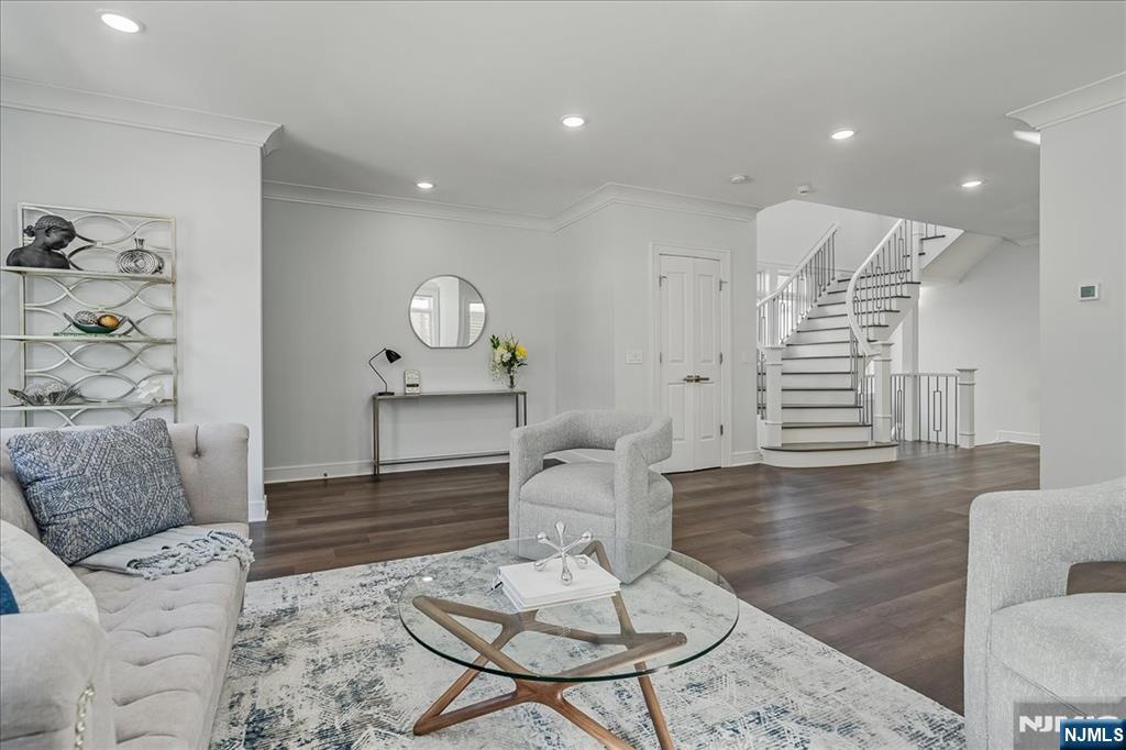 37 Winterburn Place
