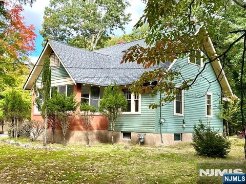 Photo of 440 Cedar Lane, River Vale, NJ 07675 (MLS # 26040064)
