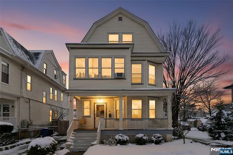 54 Riggs Place West Orange NJ 07052