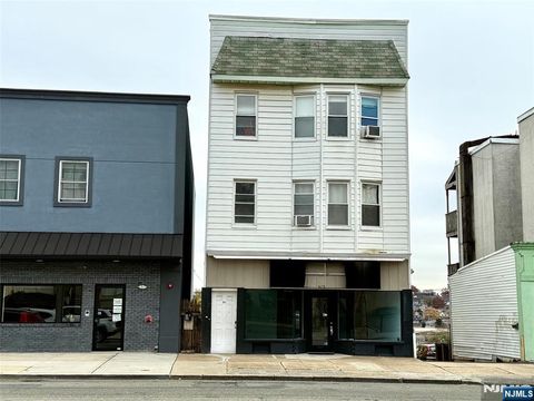 Photo of 312 Washington Avenue #1, Belleville, NJ 07109 (MLS # 25041455)