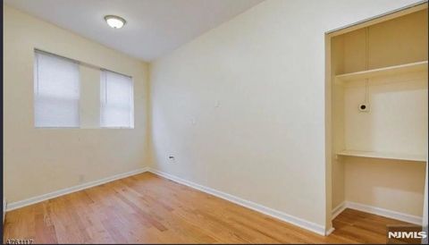 Photo of 1 State St #2a, Hackensack, NJ 07601 (MLS # 26008662)