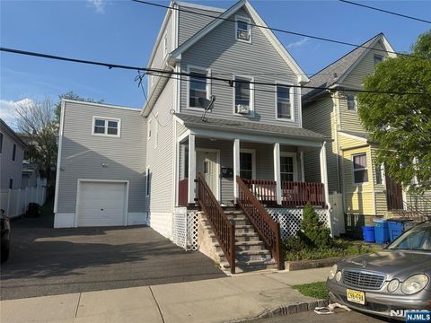 Photo of 68 Cleveland St #2, Belleville, NJ 07109 (MLS # 26014095)