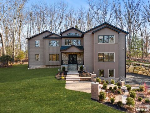 206 Peterson Place Ramsey NJ 07446