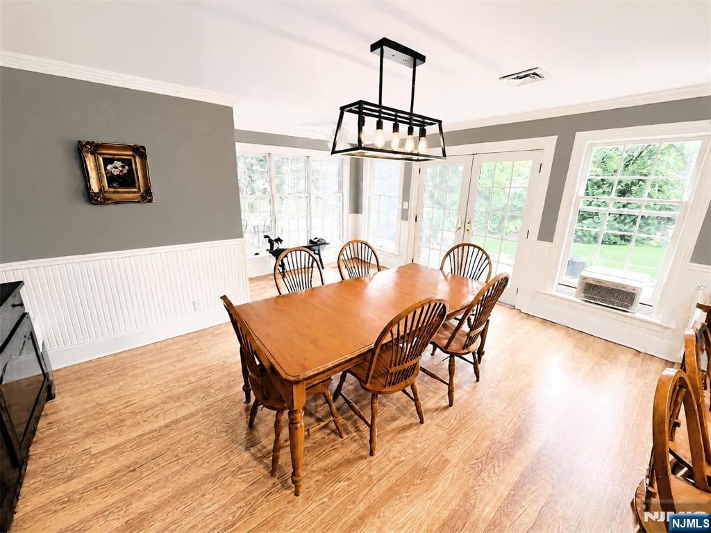 376 Lafayette Road