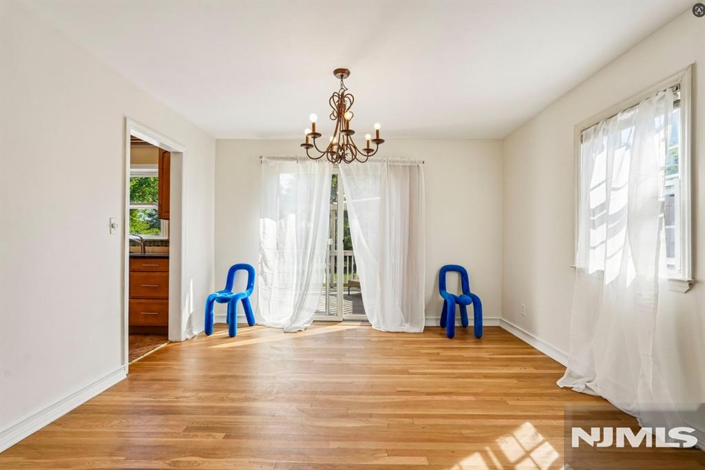 28 Johnson Avenue