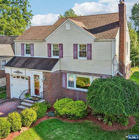 Photo of 28 Johnson Avenue, Teaneck, NJ 07666 (MLS # 26027766)