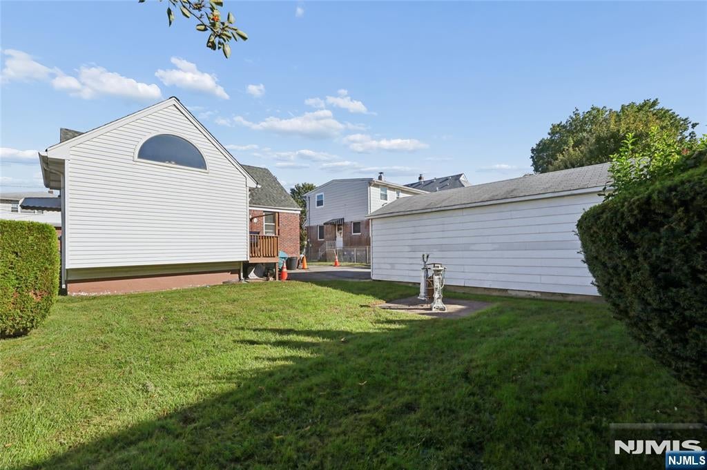86 Falmouth Avenue