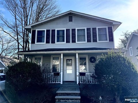 15 Storig Avenue Closter NJ 07624