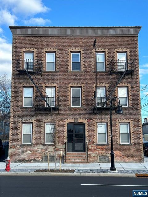 230 River Drive Garfield NJ 07026