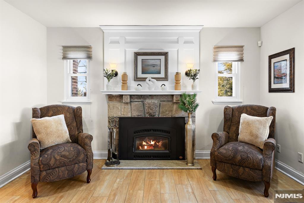 502 Longview Place