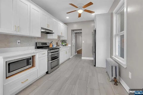 Photo of 231 Garside St, Newark, NJ 07104 (MLS # 26034476)