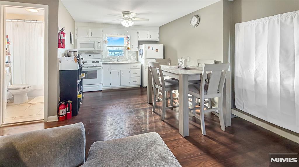 154 Charlton Avenue 2