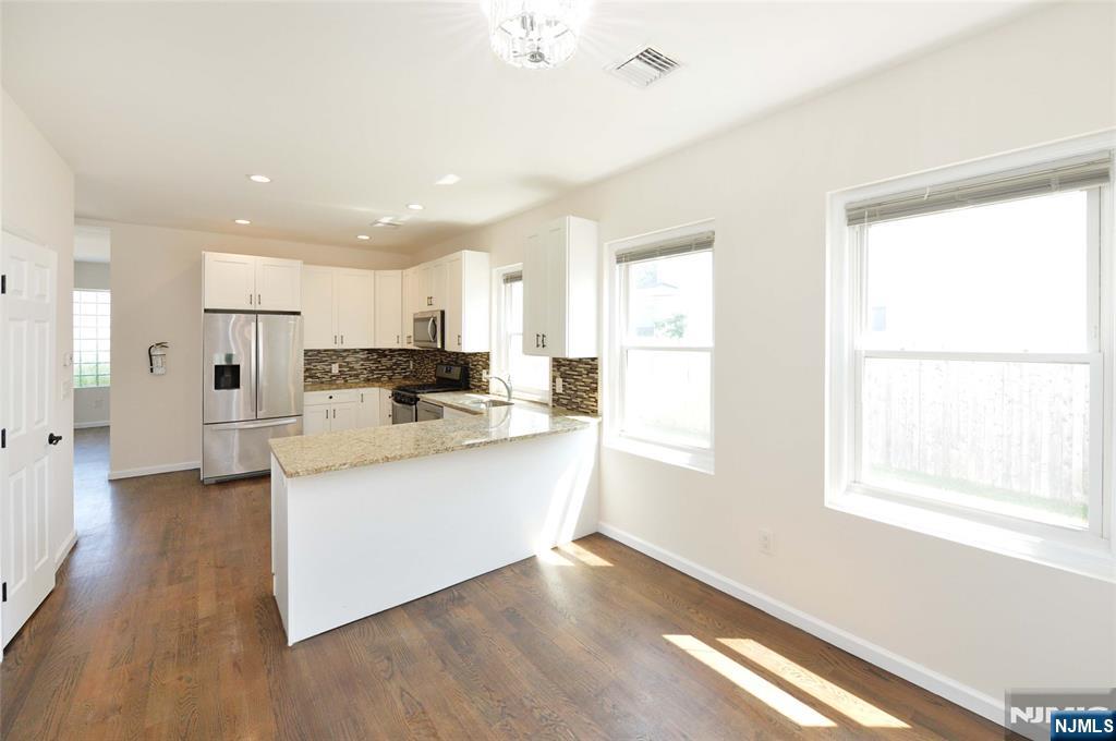 47 Central Avenue