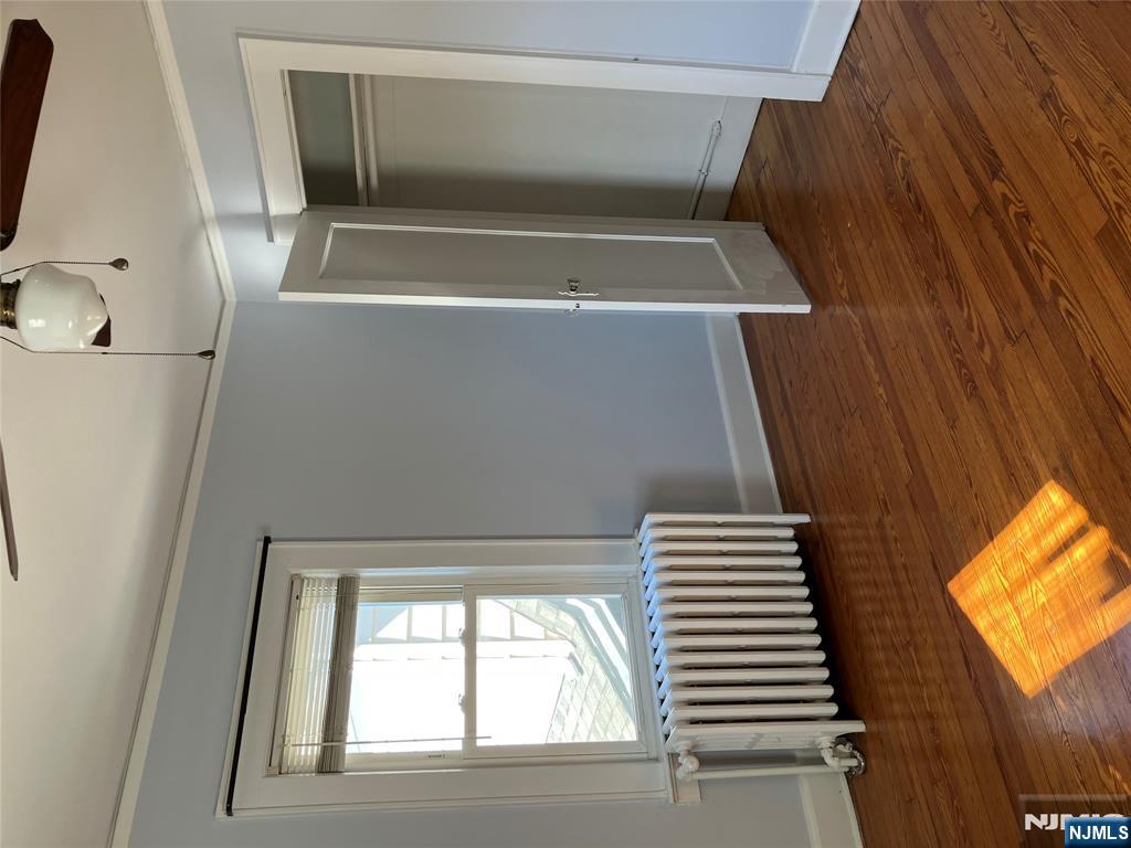 490 Washington Avenue 2nd floor