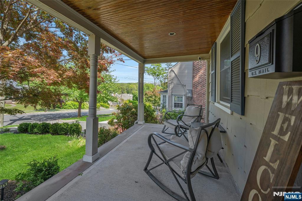 9 Elmwood Avenue