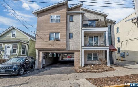 Photo of 349 Gorge Road, Cliffside Park, NJ 07010 (MLS # 26016168)