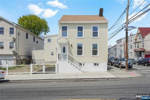 Photo of 171 20th Avenue, Paterson, NJ 07501 (MLS # 26015543)